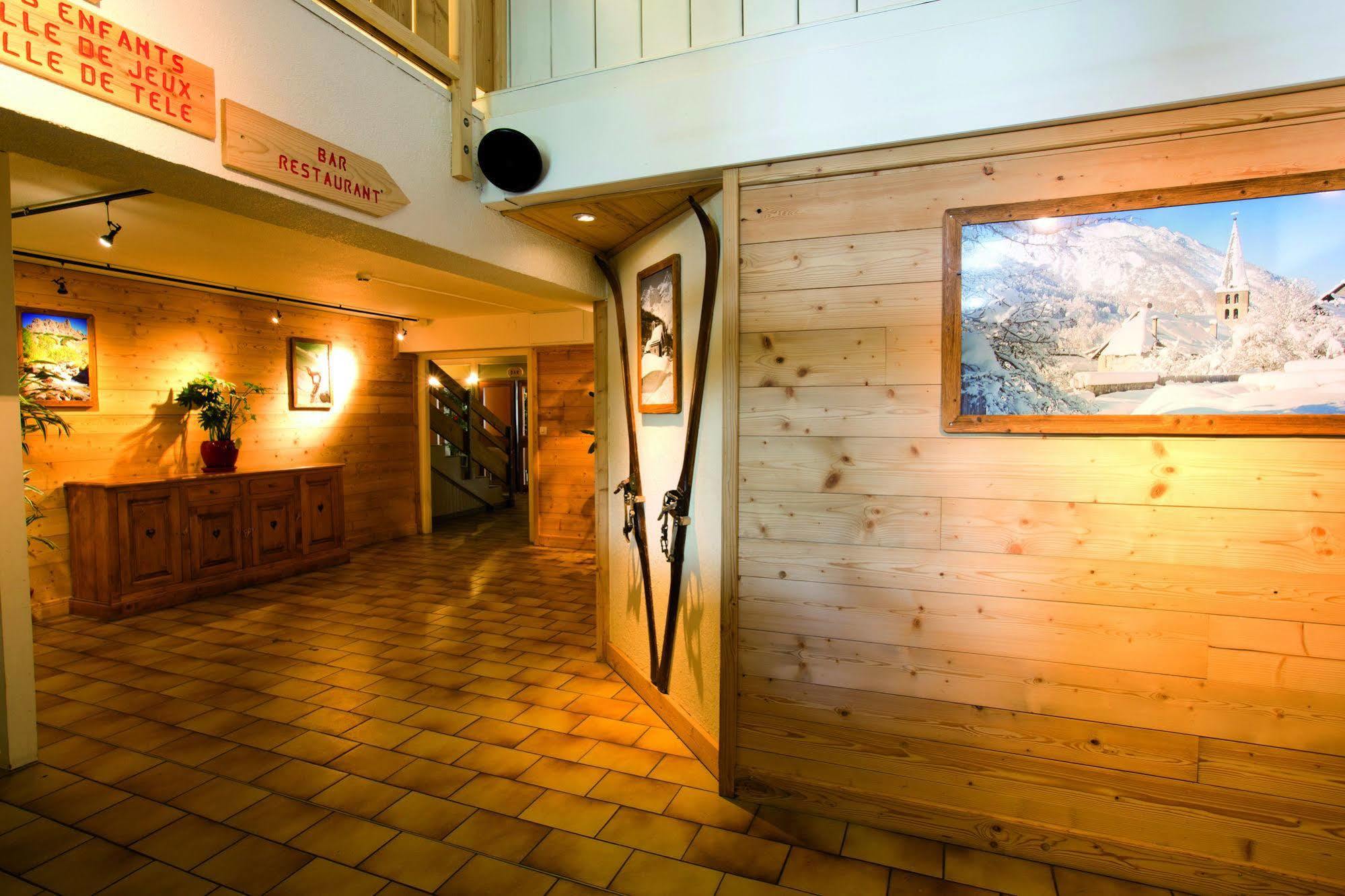 Club Vacances Bleues Les Alpes D'Azur La Salle-les-Alpes Екстериор снимка
